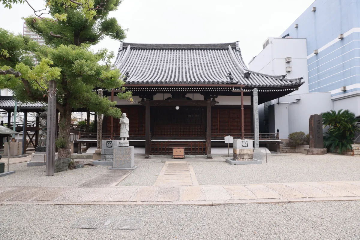 本興寺の祖師堂
